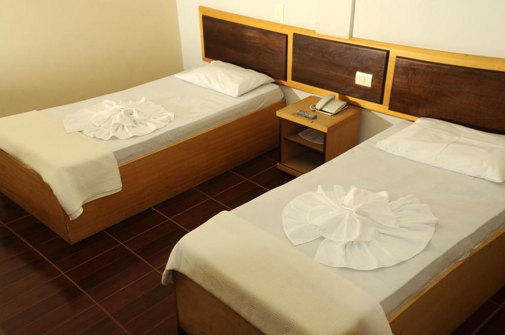 Gutemberg Plaza Hotel Nova Serrana Rom bilde