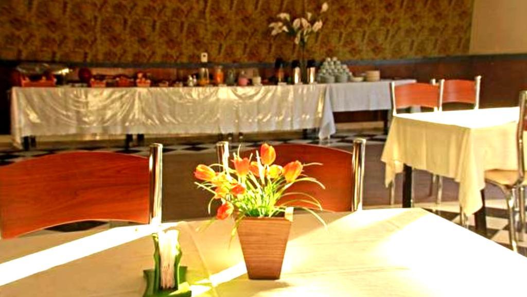 Gutemberg Plaza Hotel Nova Serrana Eksteriør bilde